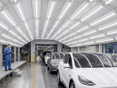 Industrial_Banner_Linear